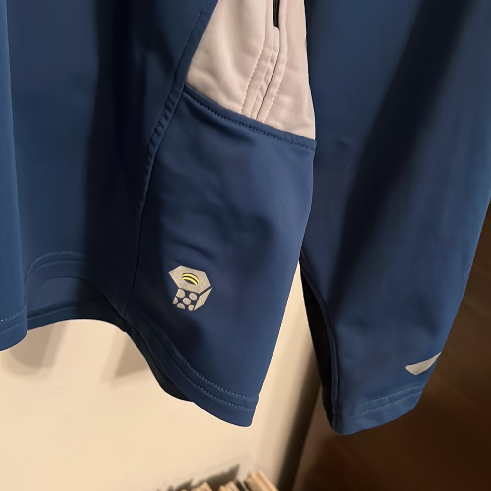 Mountain Hardwear Pullover. Euc - image 2